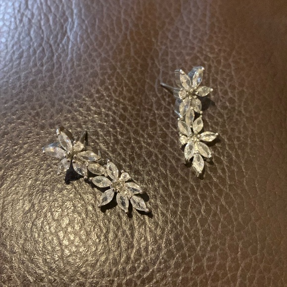 Set of zircon jewelry - Picture 5 of 12